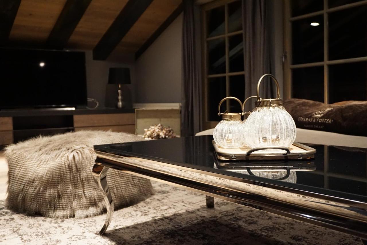 Chalet S - 5 Sterne Luxus Ferienhaus Direkt Am Eibsee Und Zugspitze グライナウ エクステリア 写真